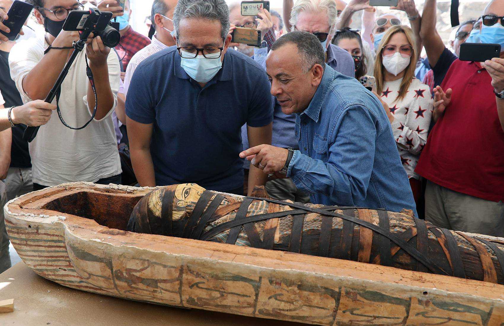 В Египте вскрыли саркофаг с мумией, захороненной 2500 лет назад