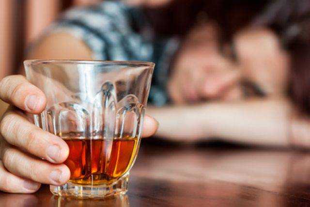 Ученые установили новую причину возникновения алкоголизма