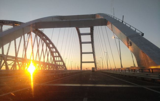 Взрывы на Крымском мосту: два человека погибли, ранен ребенок