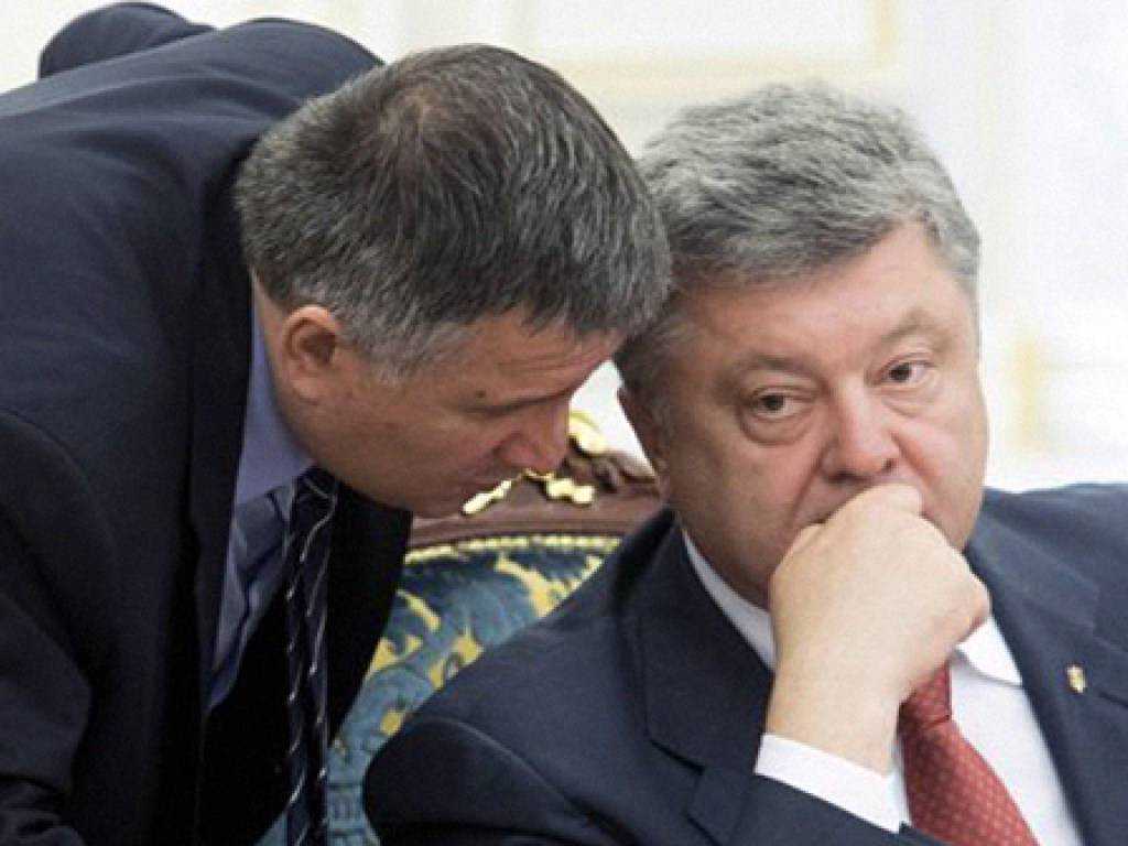 Голос улицы: кто и как срывает избирательную кампанию Порошенко
