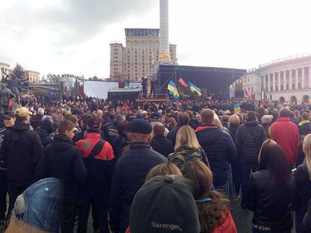 Против «формулы Штайнмайера»: в Украине массово создают штабы сопротивления капитуляции