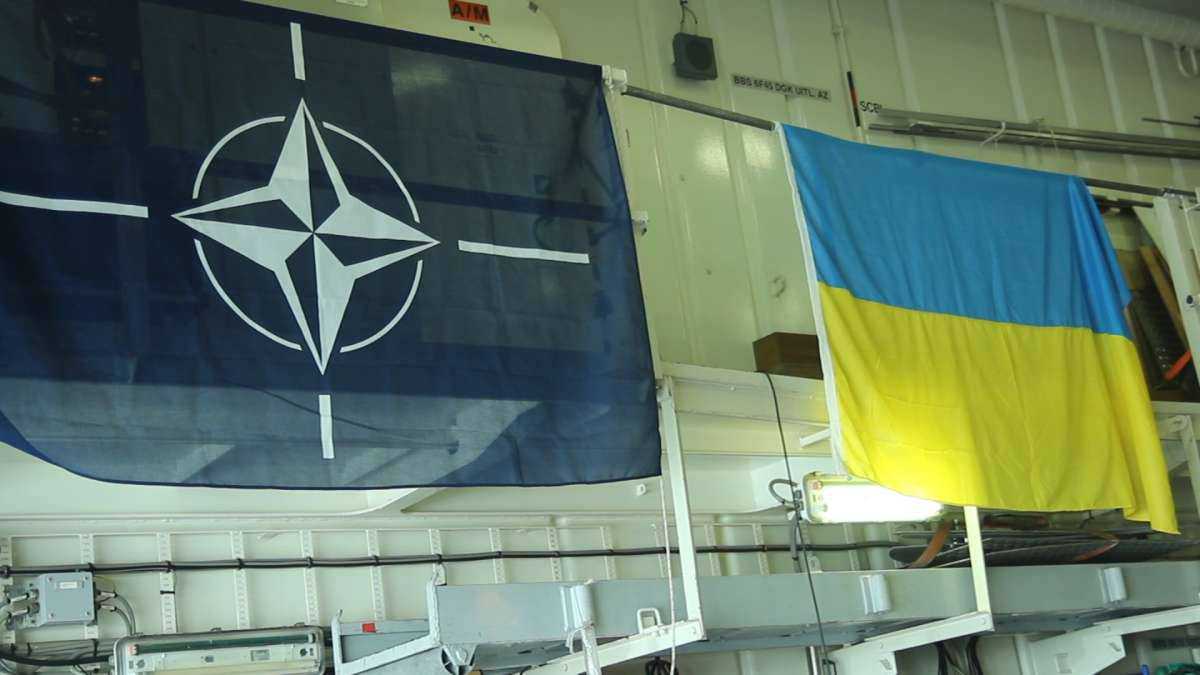 Украина просит НАТО помочь в Черном и Азовском морях