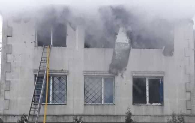 В Харькове горит дом престарелых, по меньшей мере 15 жертв
