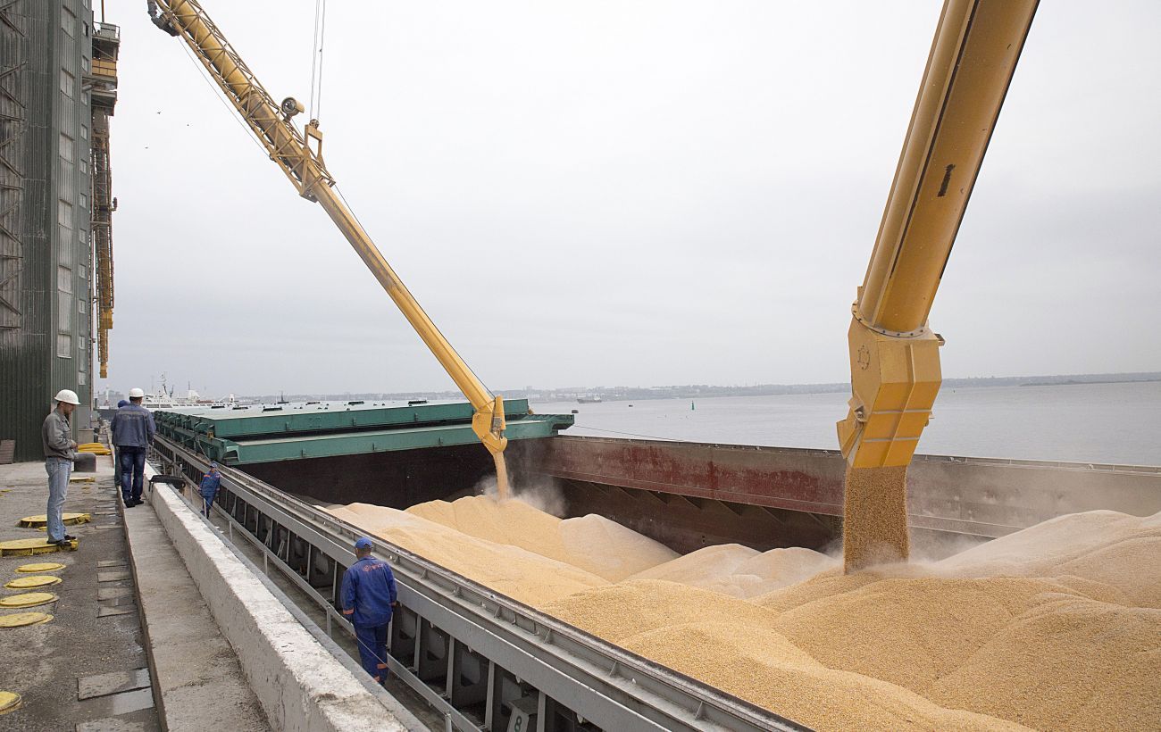 Румыния и Польша просят ЕС помочь в отслеживании экспорта украинского зерна