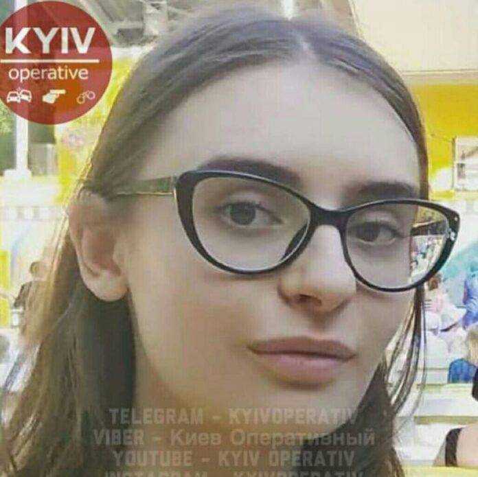 В Киеве несовершеннолетняя сбежала из дома после ссоры с отцом