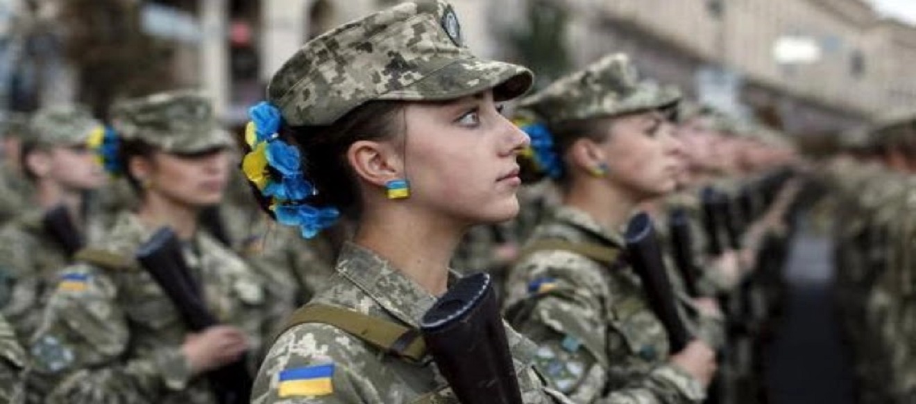 В Україні на військовий облік ставитимуть жінок окремих професій: повний список