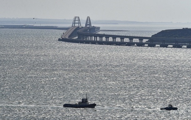 Оборонная линия Крымского моста сильно ослаблена